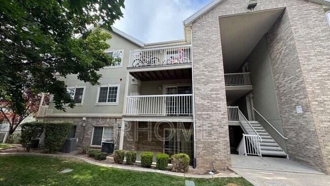 Building Photo - 1321 W 1520 N