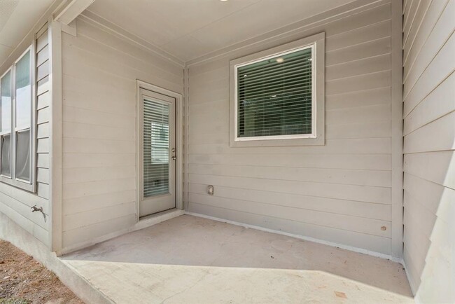 Building Photo - 6013 Steep Cactus Trail