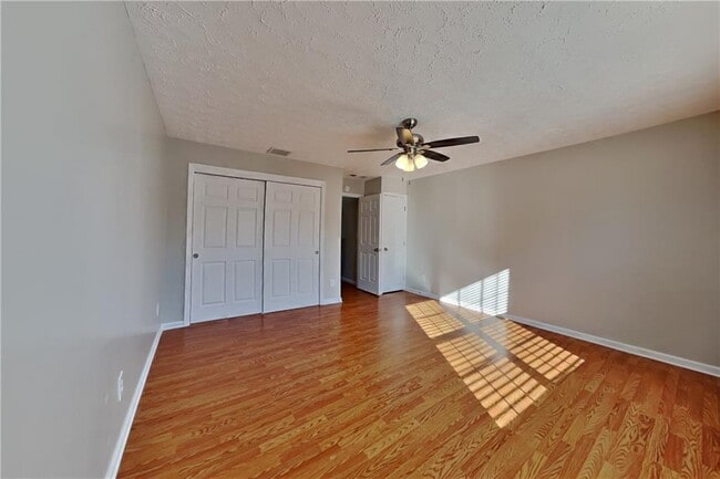 Building Photo - 3511 Autumn Farm Terrace