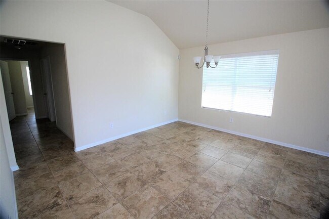 Building Photo - 16715 Lark Bunting Ln