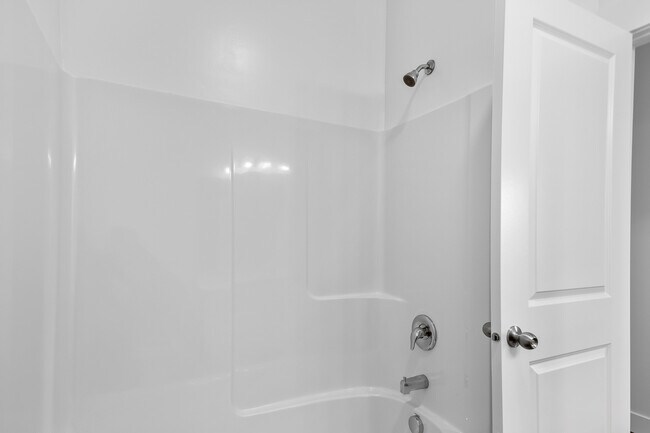 Building Photo - 5801 S Garnet Dr