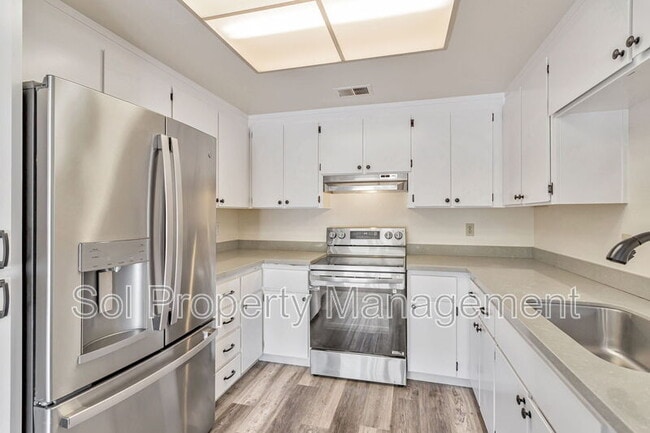 Building Photo - 4450 Starboard Ct