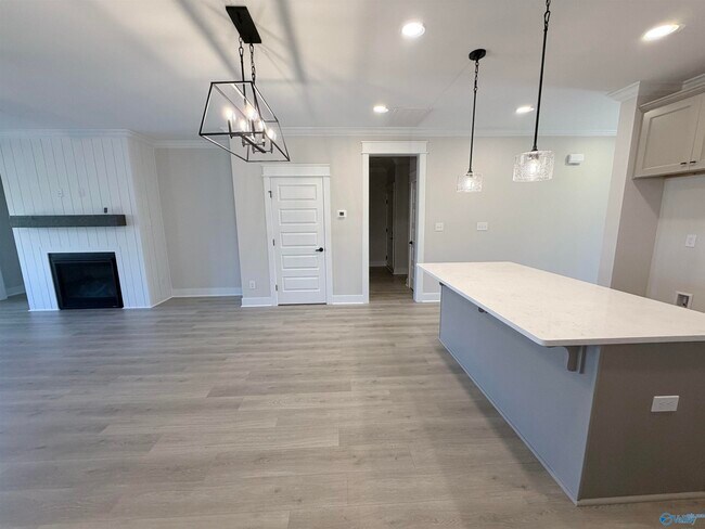 Building Photo - 2110 Sevenbark Br SW