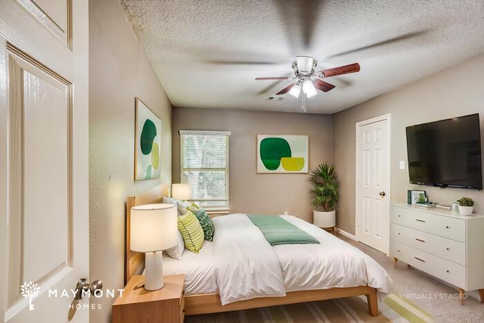 Building Photo - 3514 White Oak Point Dr