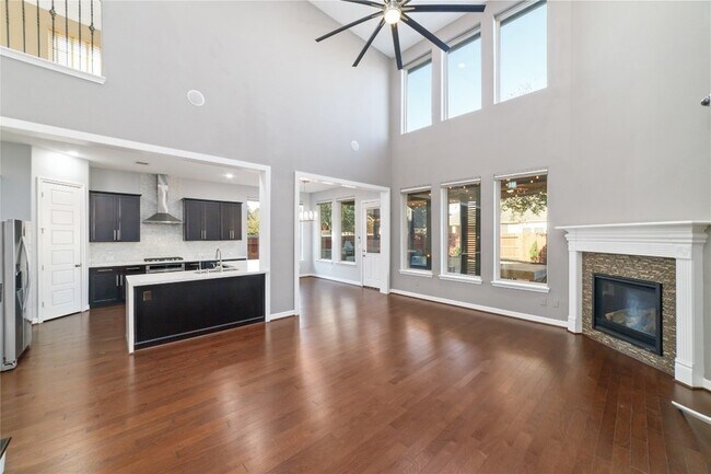 Building Photo - 11106 Wishaw Wy