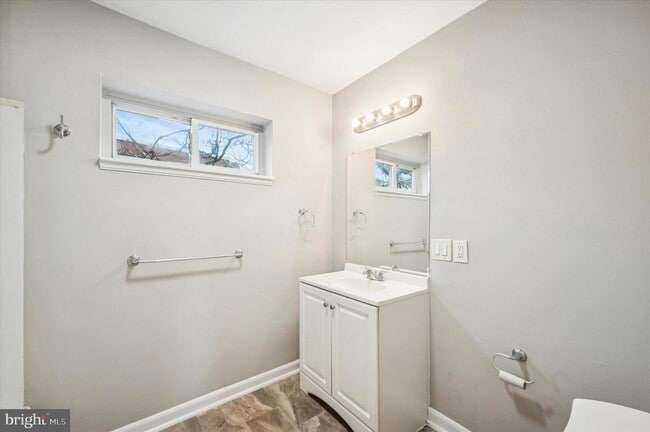 Building Photo - 3373 Coral St