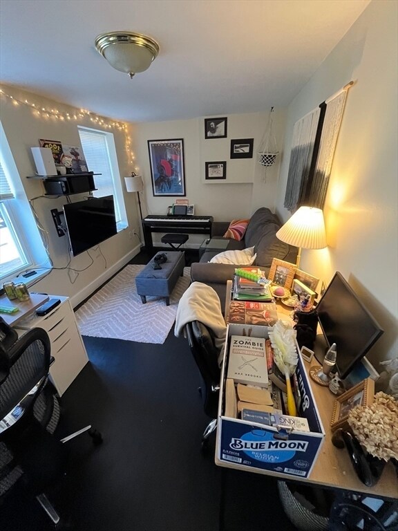 Building Photo - 554 E Broadway