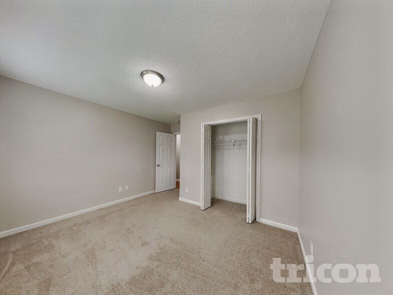 Building Photo - 4112 Zebulon Ave SW