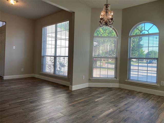 Building Photo - 1614 N Timber Brook Dr