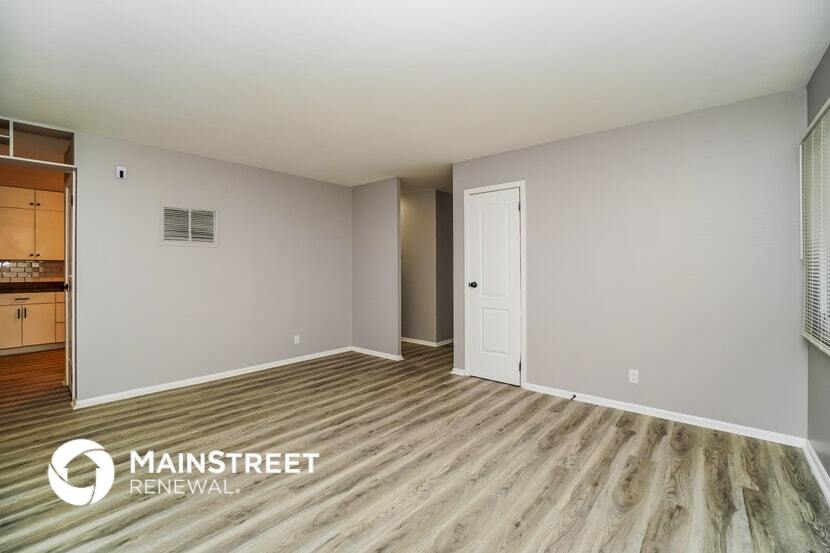 Building Photo - 608 Palace Ln