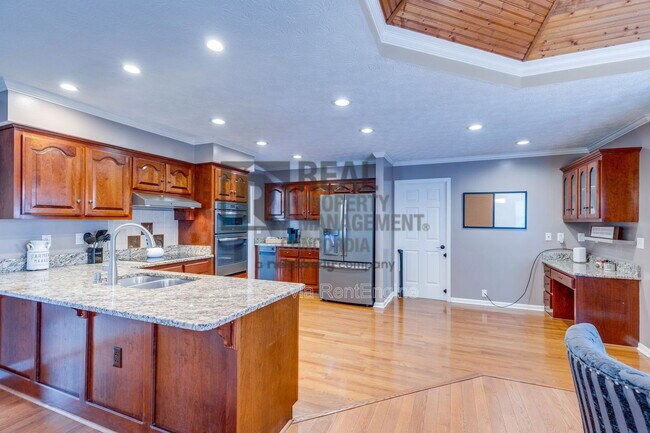 Building Photo - 3 Kyle Ct