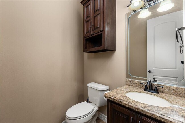 Building Photo - 1320 Manzano Ln