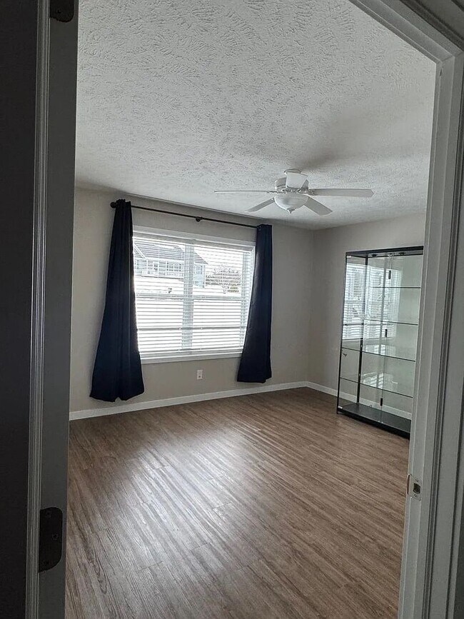 Building Photo - Available Now! Beautiful Traverse City Home for Rent! $3,100/Month