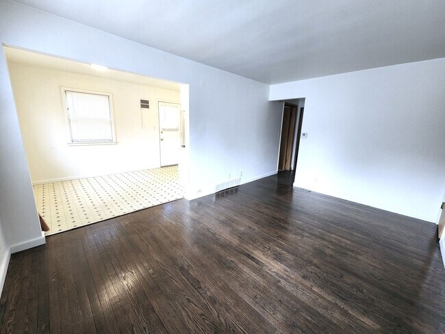 Building Photo - 4278 N 84th St