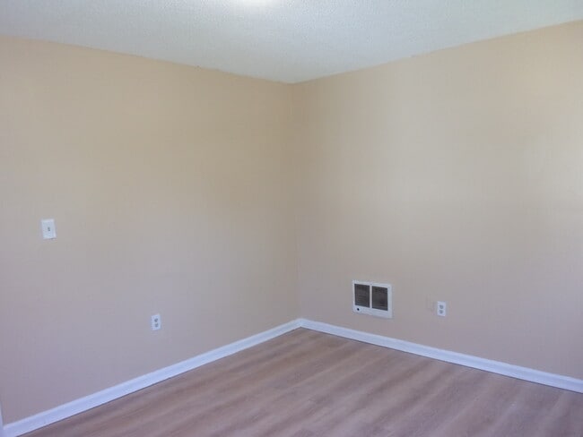 Building Photo - 1646 S Orleans St