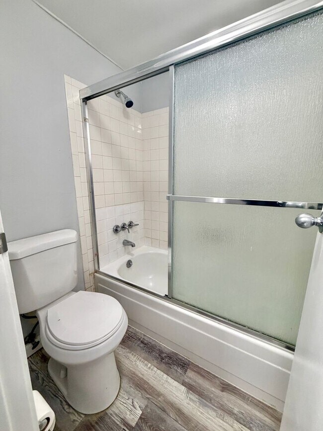 Building Photo - Peaceful Condo Retreat near Glendale in Denver – Pet-Friendly & Well-Located