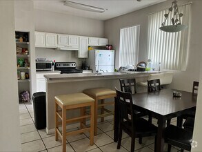 Building Photo - 5028 Sunridge Palms Dr
