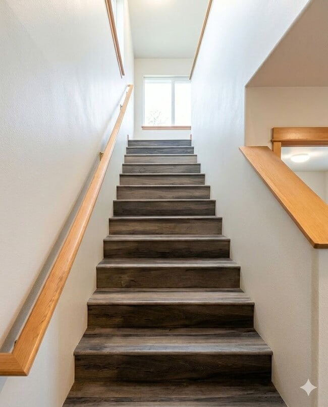 Building Photo - Updated 2x1 house with fully fenced backyard near the Old MiIl