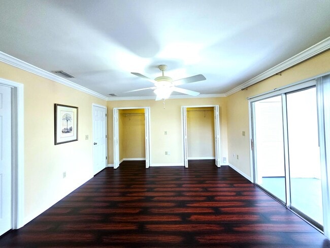 Building Photo - 69 Royal Oak Ct