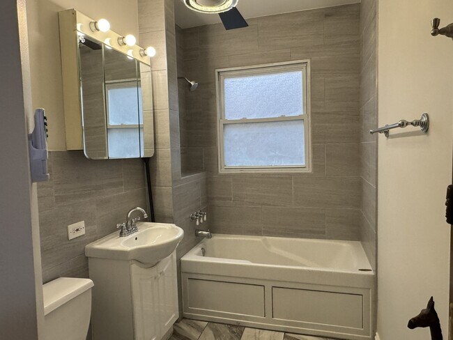 Building Photo - 5816 W Higgins Ave