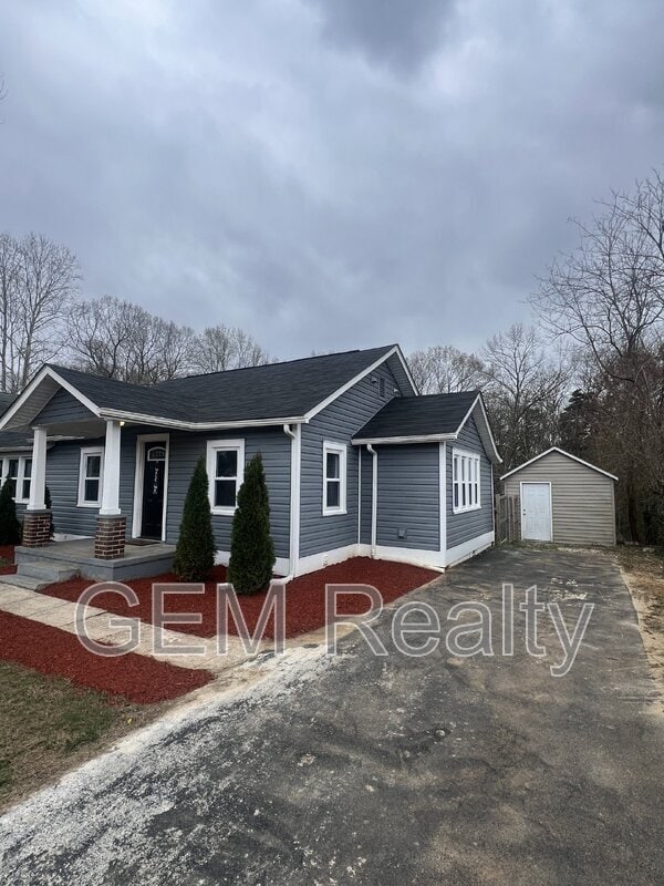 Building Photo - 9248 Kings Hwy