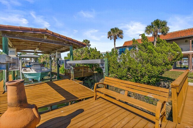 Building Photo - 8851 A1A S