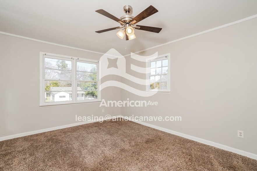 Building Photo - 1279 Ramona Ave