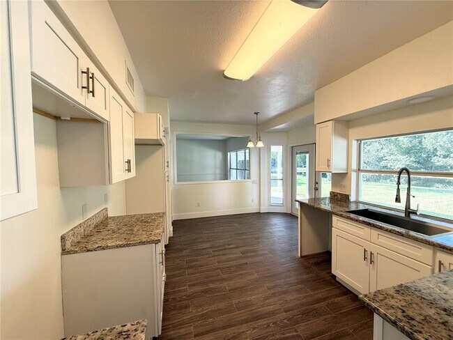 Building Photo - 2360 Coolbrook Ct