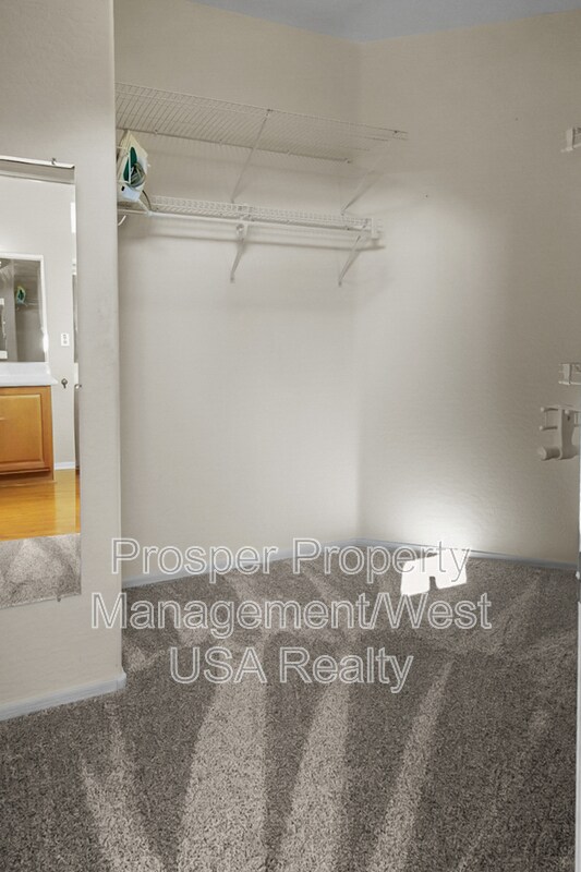 Building Photo - 17547 W Calistoga Dr