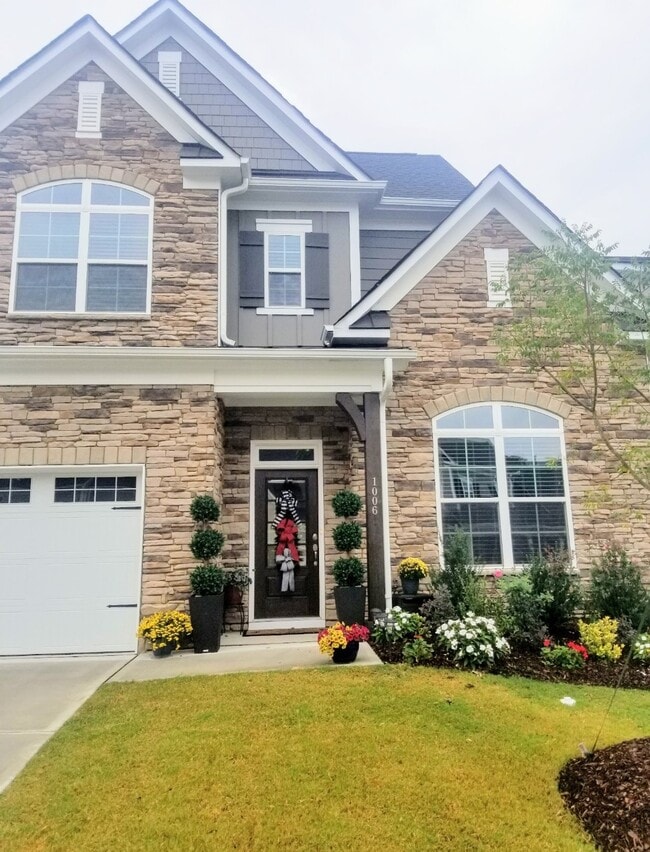 Front of Town Home - 1006 River Bark Pl