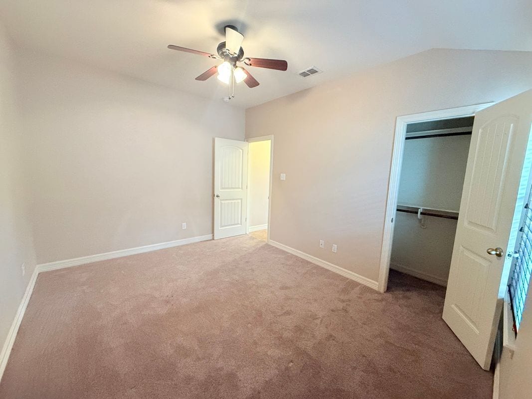 Building Photo - 4308 Bratton