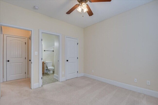 Building Photo - 716 Gallaway Ln