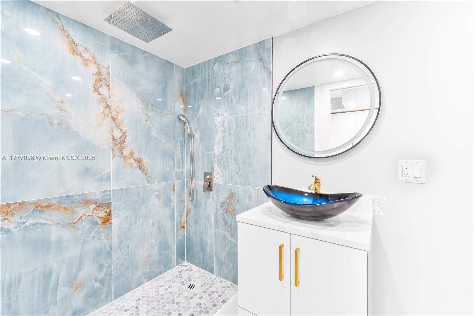 Building Photo - 2851 NE 183rd St