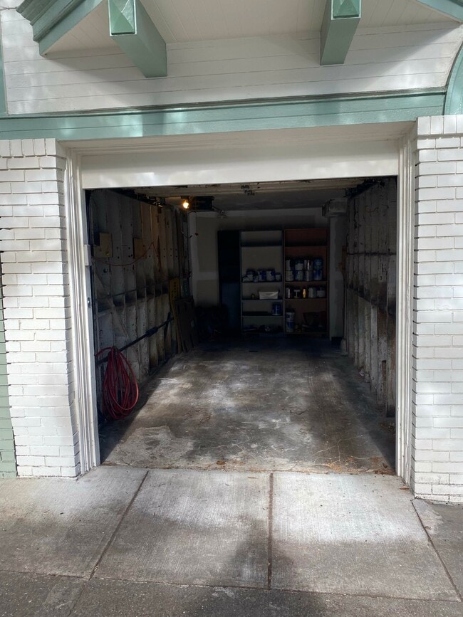 Building Photo - 36 Cumberland St