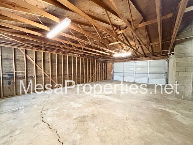 Building Photo - 15850 Washoan Rd