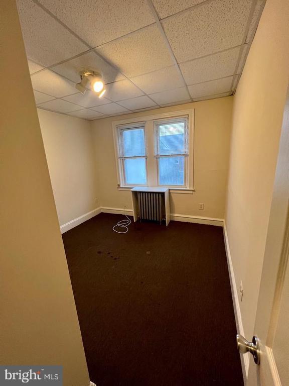 Building Photo - 46 Holland Ave