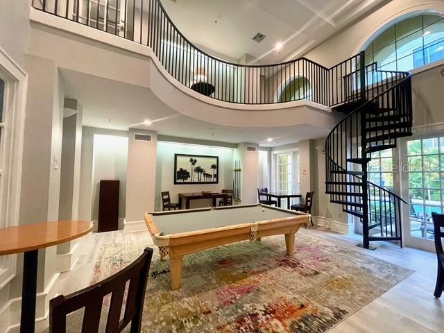 Building Photo - 860 N Orange Ave