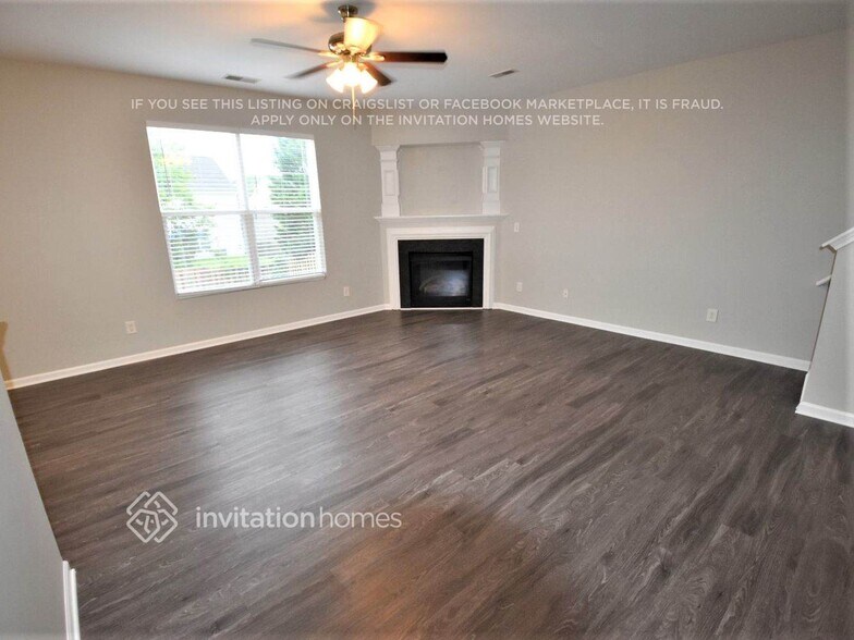 Building Photo - 7019 Winding Cedar Tr