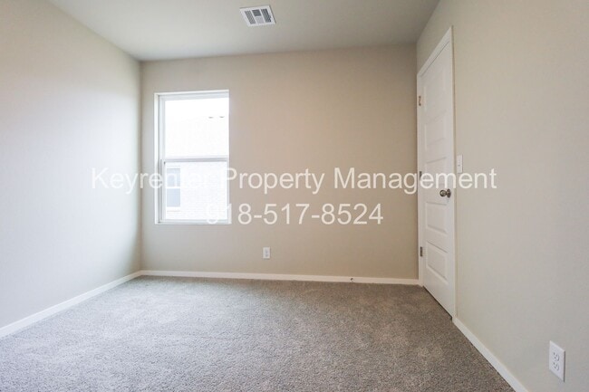 Building Photo - New Construction with Pond View! 4 Bed 2 Bath Broken Arrow
