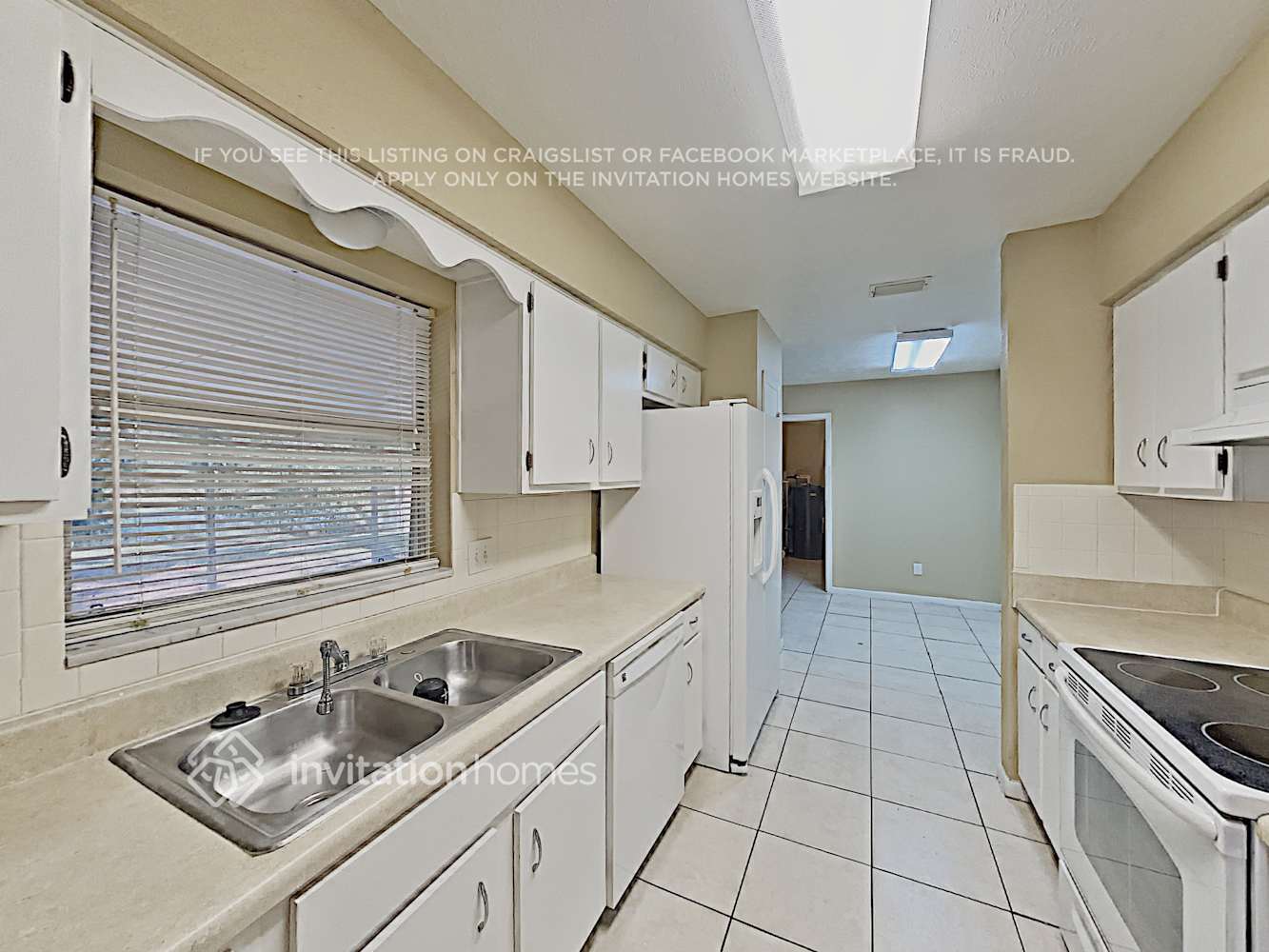 Building Photo - 12718 Sebring Blvd