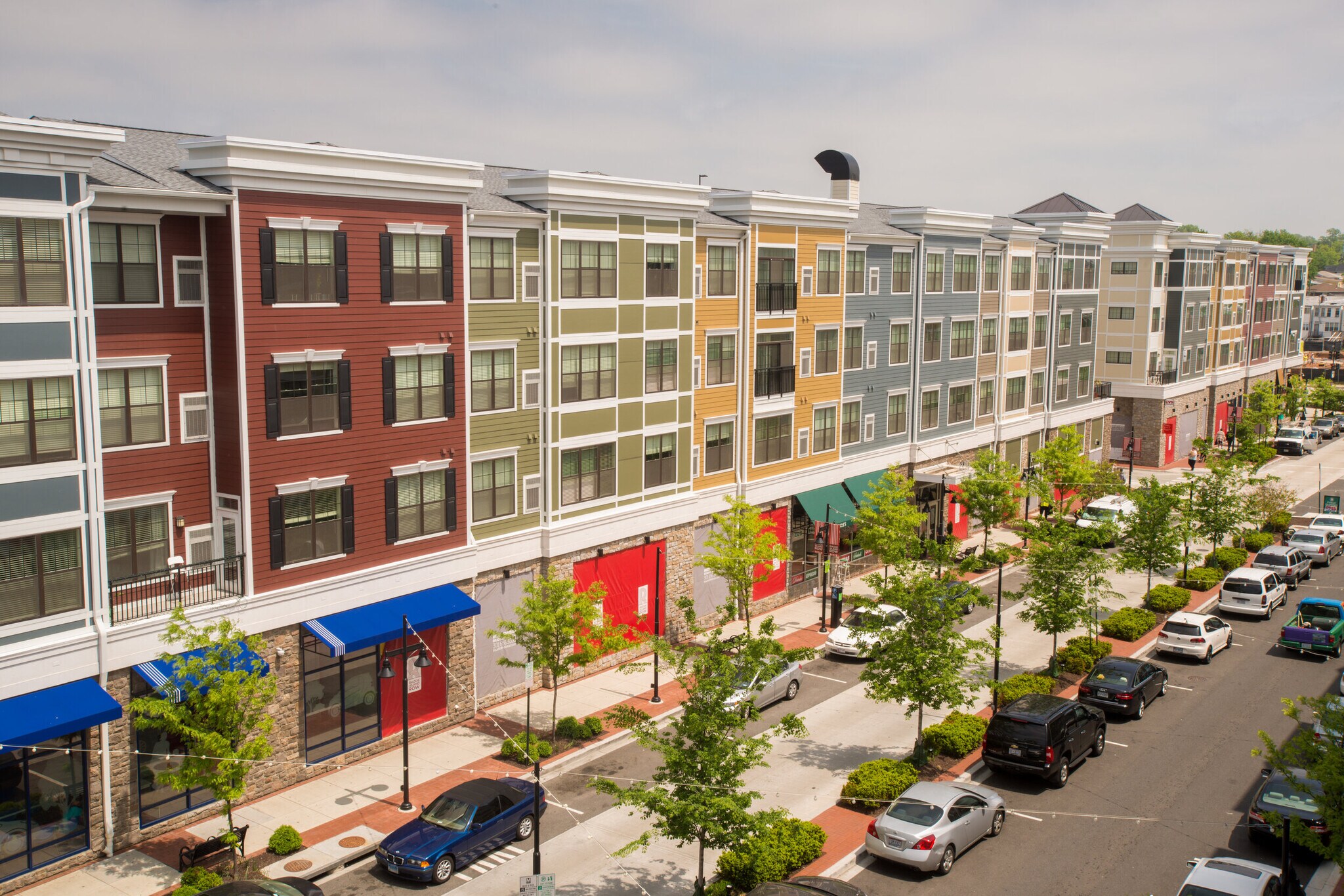 Building Photo - 1801 Otis St NE