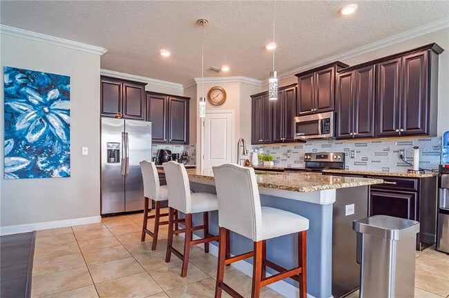 Building Photo - 10015 Ivory Dr