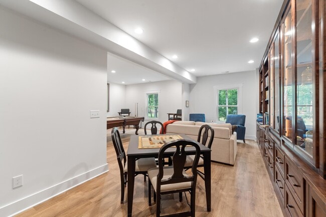 Building Photo - 1100 Hidden Hills Cir