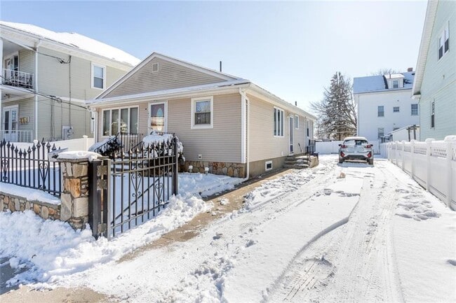 Building Photo - 275 Columbus Ave