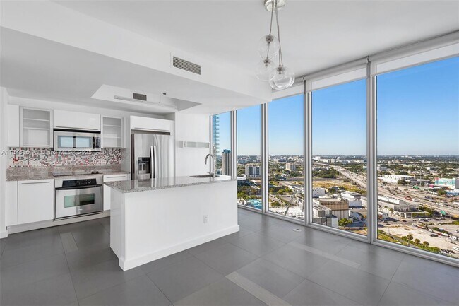 Building Photo - 888 Biscayne Blvd