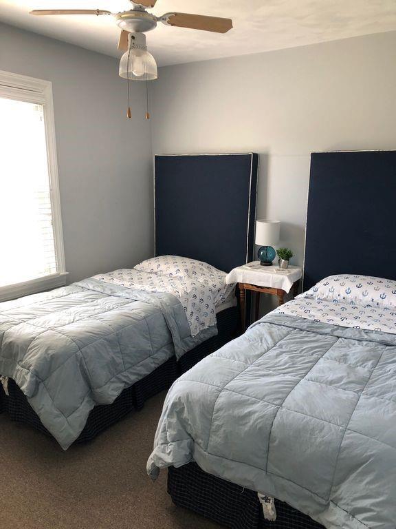 Building Photo - 18 Willow Ct