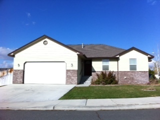 Building Photo - Beautiful West Valley Home