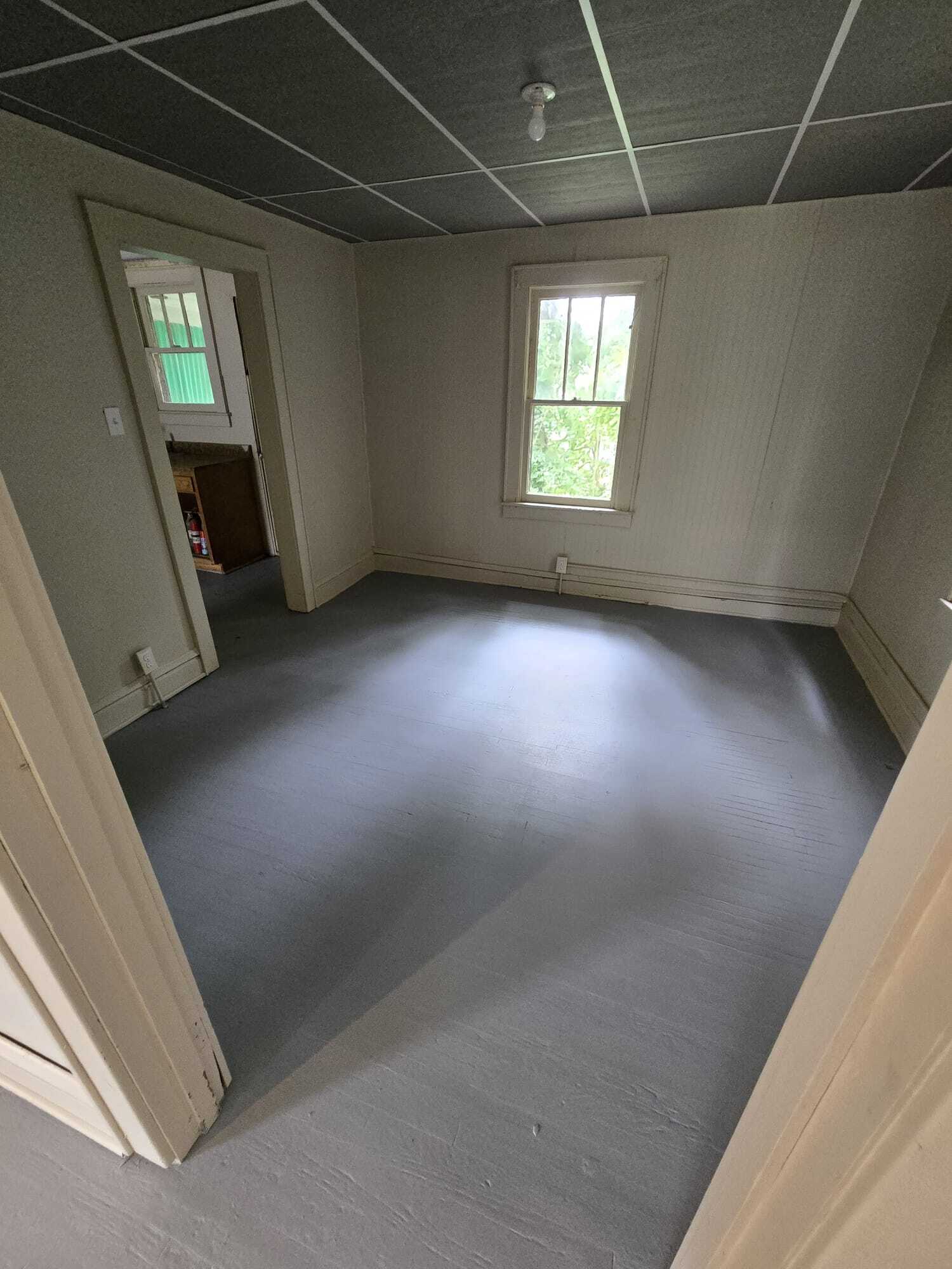 Building Photo - 1925 Foster Ave