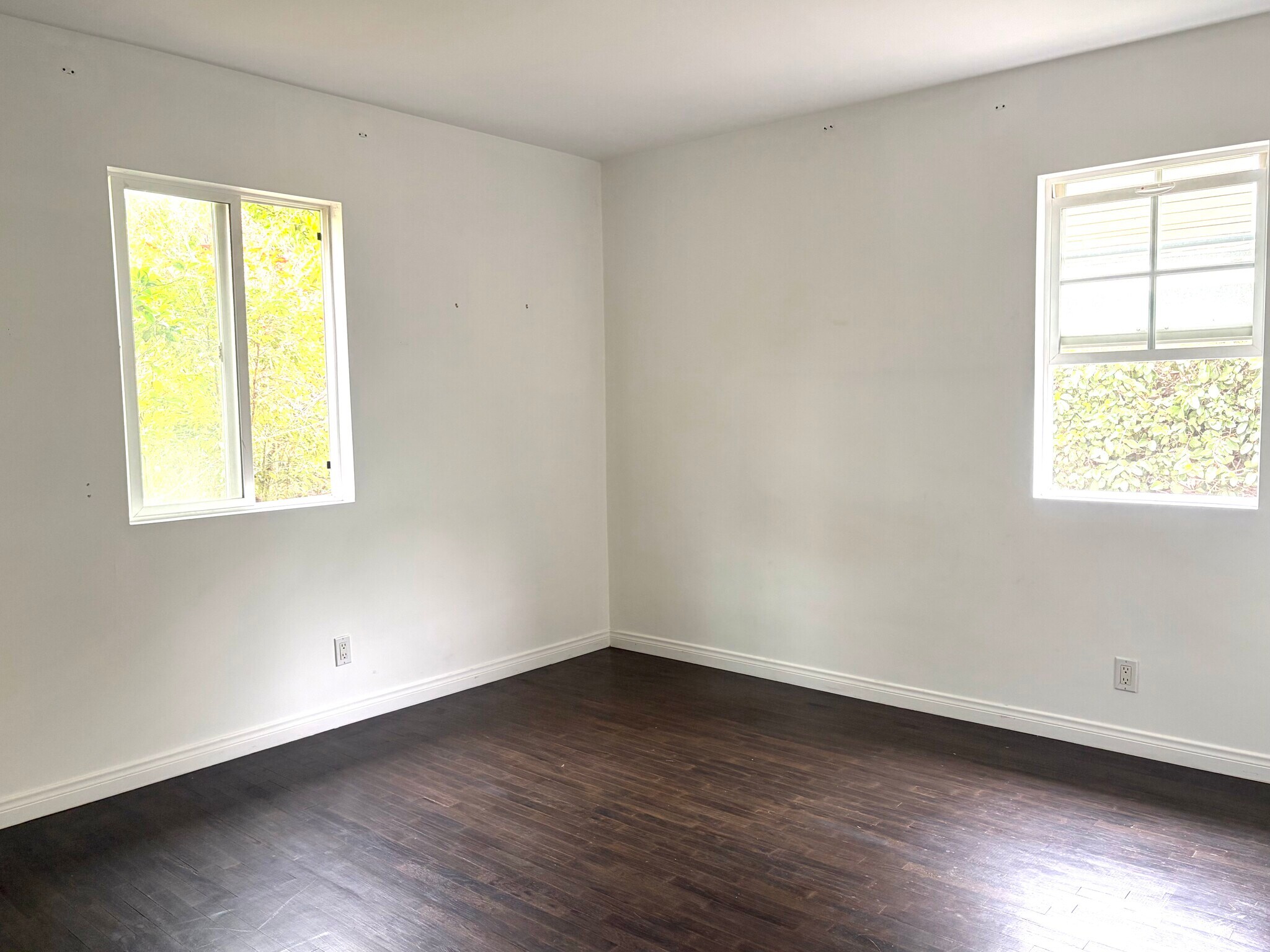 Building Photo - 2304 Voorhees Ave