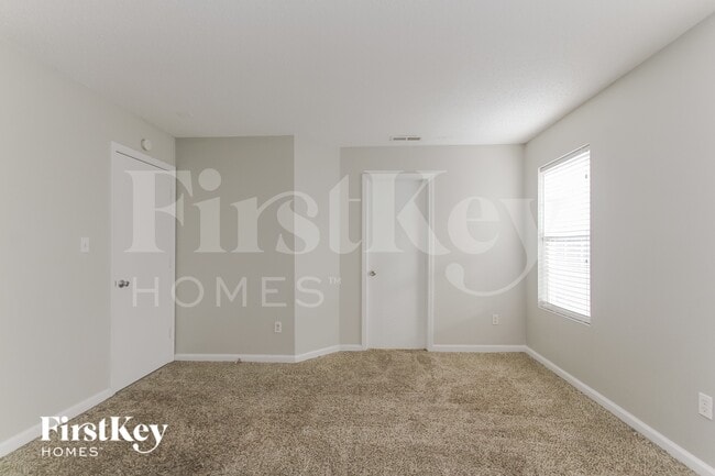 Building Photo - 10423 Apple Creek Dr